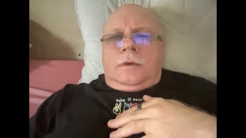 nukiss online show from November 2025 10:03:01 AM