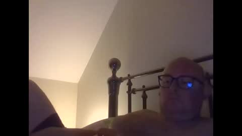 Snapshot of nwandy3 chatting on April 2026 09:41:02 PM Andy West online show from April 2026 09:41:02 PM