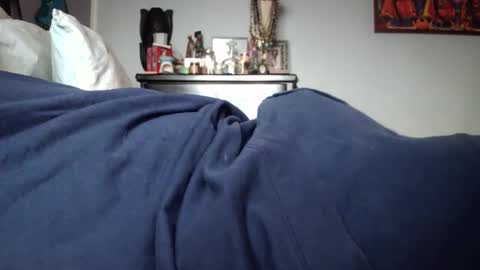 KN online show from December 2025 11:46:01 PM