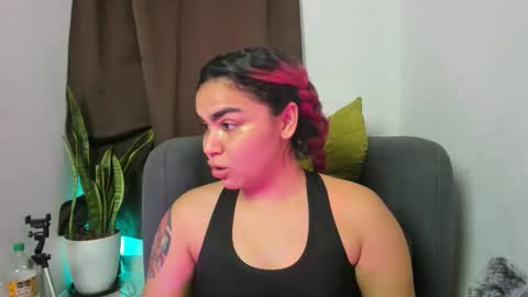 Nia online show from February 2026 02:18:01 AM