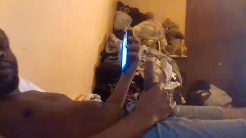 nycguy271 online show from October 2025 10:43:02 AM