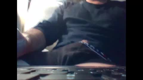 NYC man online show from November 2025 04:56:01 AM