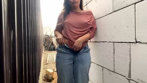 Nicol online show from March 2025 12:15:02 PM