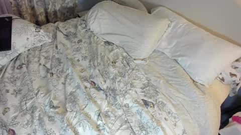 Snapshot of nylon_sissy_steffi chatting on September 2025 12:05:01 AM Nylon Italian online show from September 2025 12:05:01 AM