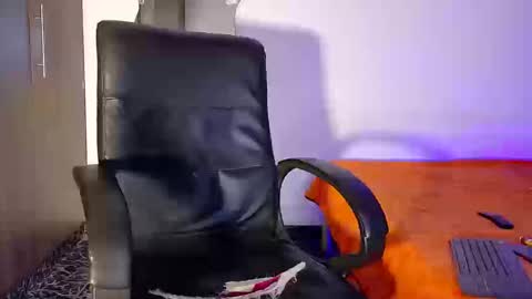 Snapshot of nymphobuddies chatting on September 2025 08:35:01 PM David and Steven Independents online show from September 2025 08:35:01 PM