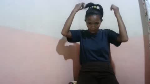 Snapshot of nympholinha chatting on February 2025 05:54:01 PM nympholinha online show from February 2025 05:54:01 PM