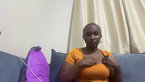 nyrarose online show from January 2026 01:20:02 AM