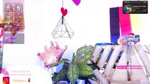 Alex   .    online show from September 2025 09:25:02 AM