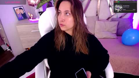 Alex   .    online show from October 2025 09:45:02 PM