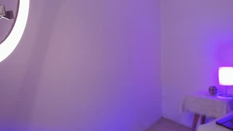   online show from January 2025 08:33:01 AM