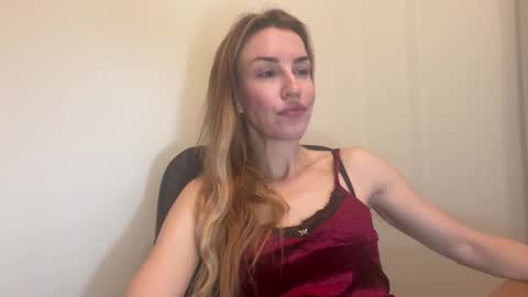 Snapshot of nyxelia_ chatting on February 2026 08:10:01 AM Anastasia online show from February 2026 08:10:01 AM