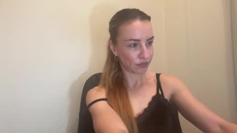 Snapshot of nyxelia_ chatting on March 2026 08:32:02 AM Anastasia online show from March 2026 08:32:02 AM