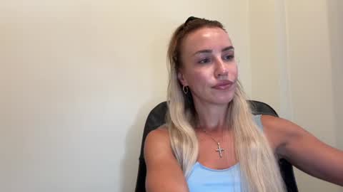 Snapshot of nyxelia_ chatting on July 2026 10:21:02 AM Anastasia online show from July 2026 10:21:02 AM