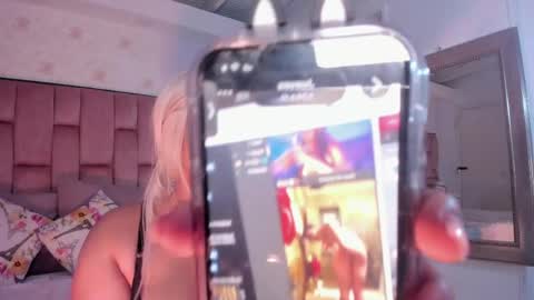 Snapshot of nyxki_daa chatting on May 2026 04:52:02 AM Nyxki Daa online show from May 2026 04:52:02 AM