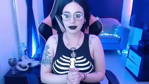 Snapshot of nyxnocturne chatting on June 2026 01:45:02 PM Nyx online show from June 2026 01:45:02 PM