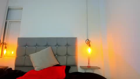 Snapshot of oasis_ossa chatting on December 2024 05:39:02 AM Lyam online show from December 2024 05:39:02 AM