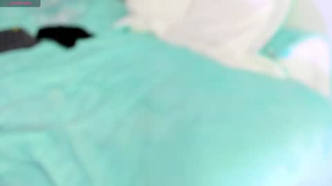 Snapshot of oasis_ossa chatting on December 2024 08:41:01 AM Lyam online show from December 2024 08:41:01 AM