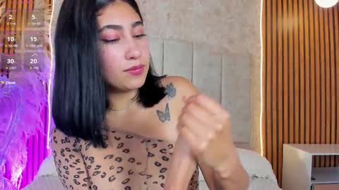 MAILY  online show from October 2025 03:13:02 PM