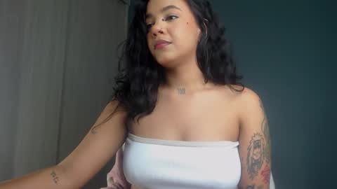 Vale online show from September 2025 11:30:01 PM