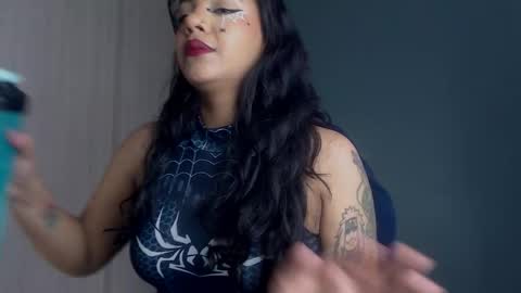 Vale online show from October 2025 10:00:01 PM