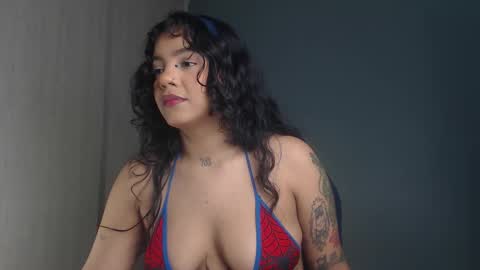 Vale online show from November 2025 11:26:02 PM