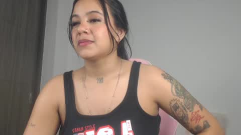 Snapshot of obeyval chatting on July 2026 07:45:01 AM Vale online show from July 2026 07:45:01 AM
