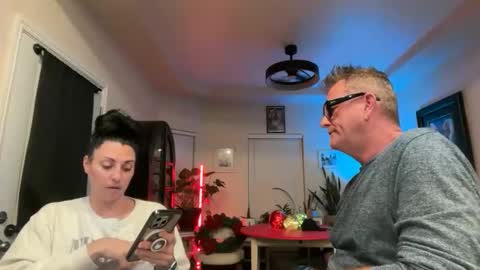 Snapshot of obsidianheartsx chatting on November 2025 06:24:01 AM SimplyUs online show from November 2025 06:24:01 AM