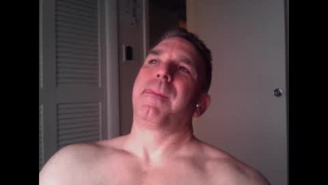 Snapshot of oceanmanx chatting on May 2026 01:25:02 AM Ocean online show from May 2026 01:25:02 AM