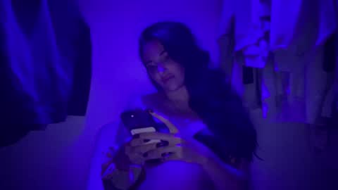 Snapshot of oceanxalara22_xo chatting on October 2025 02:40:02 AM A L A R A  online show from October 2025 02:40:02 AM