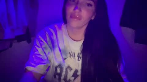 Snapshot of oceanxalara22_xo chatting on October 2025 02:34:01 AM A L A R A  online show from October 2025 02:34:01 AM