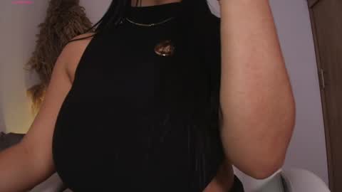 Snapshot of octavia_rouse chatting on April 2026 02:03:02 PM independent model online show from April 2026 02:03:02 PM
