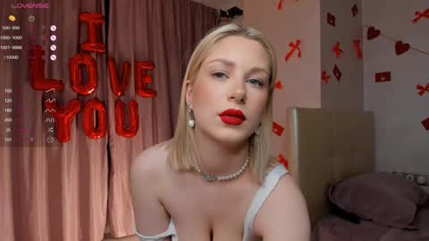 Snapshot of odelyncure chatting on February 2025 06:26:02 PM Lynna online show from February 2025 06:26:02 PM