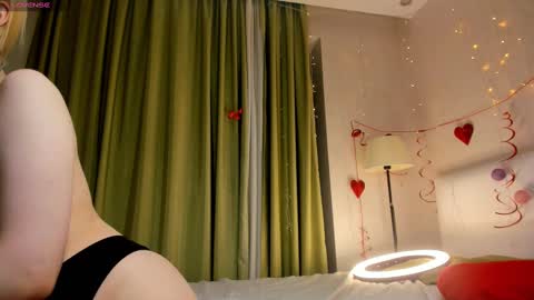 Snapshot of odelyncure chatting on February 2025 09:16:01 PM Lynna online show from February 2025 09:16:01 PM