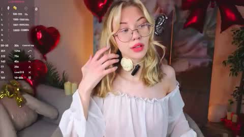 Snapshot of odelyncure chatting on February 2026 01:19:01 PM Lynna online show from February 2026 01:19:01 PM