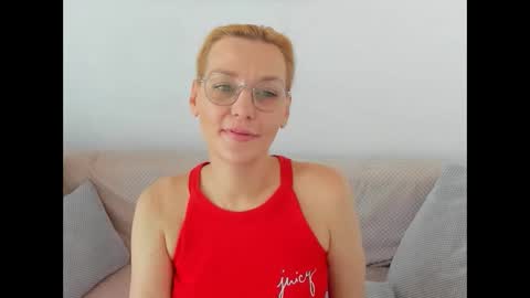 Snapshot of oeigesmik chatting on May 2026 09:16:02 AM oeigesmik online show from May 2026 09:16:02 AM