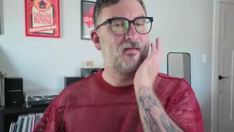 Office Dad online show from September 2025 07:13:02 PM