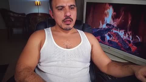 officeman7 online show from January 2025 05:07:02 PM