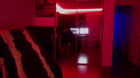 Money online show from November 2025 12:08:02 PM