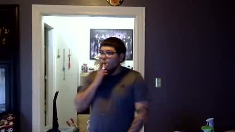 oscar flores online show from May 2026 12:35:01 PM