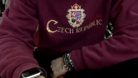 Snapshot of oggs48 chatting on January 2026 12:10:02 PM oggs48 online show from January 2026 12:10:02 PM