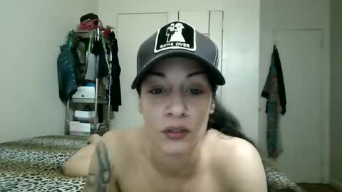 Snapshot of oglitcouple chatting on February 2025 05:43:02 PM Lit en Cama online show from February 2025 05:43:02 PM