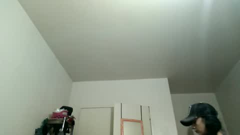 Snapshot of oglitcouple chatting on March 2025 09:13:02 PM Lit en Cama online show from March 2025 09:13:02 PM