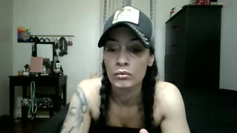 Snapshot of oglitcouple chatting on November 2025 04:23:01 AM Lit en Cama online show from November 2025 04:23:01 AM
