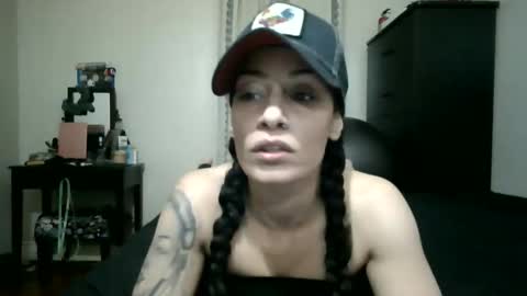 Snapshot of oglitcouple chatting on November 2025 04:47:01 AM Lit en Cama online show from November 2025 04:47:01 AM