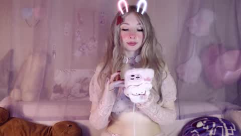 Milly online show from September 2025 07:39:02 PM