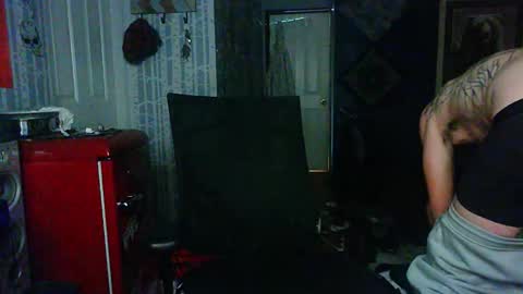 who dares  toss me some  tips lets have fun online show from October 2025 02:18:01 PM