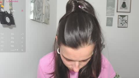 Snapshot of ohanna_ chatting on November 2025 10:21:01 PM ohanna_ online show from November 2025 10:21:01 PM