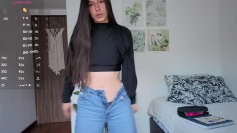 Snapshot of ohanna_ chatting on November 2025 10:11:02 PM ohanna_ online show from November 2025 10:11:02 PM