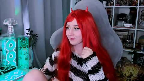 Snapshot of ohclementinee chatting on May 2026 09:59:02 AM Clementine Clem online show from May 2026 09:59:02 AM