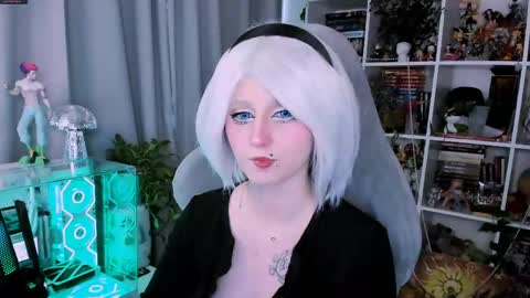 Snapshot of ohclementinee chatting on May 2026 08:33:02 AM Clementine Clem online show from May 2026 08:33:02 AM